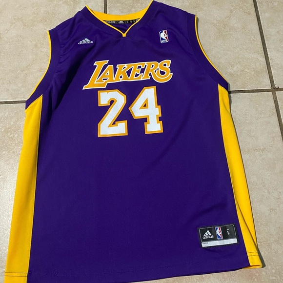 Kobe Bryant Jersey - Picture 2 of 3